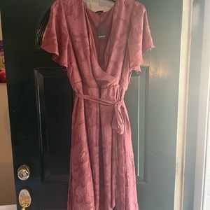 Torrid mid length dress Size 3 NWT